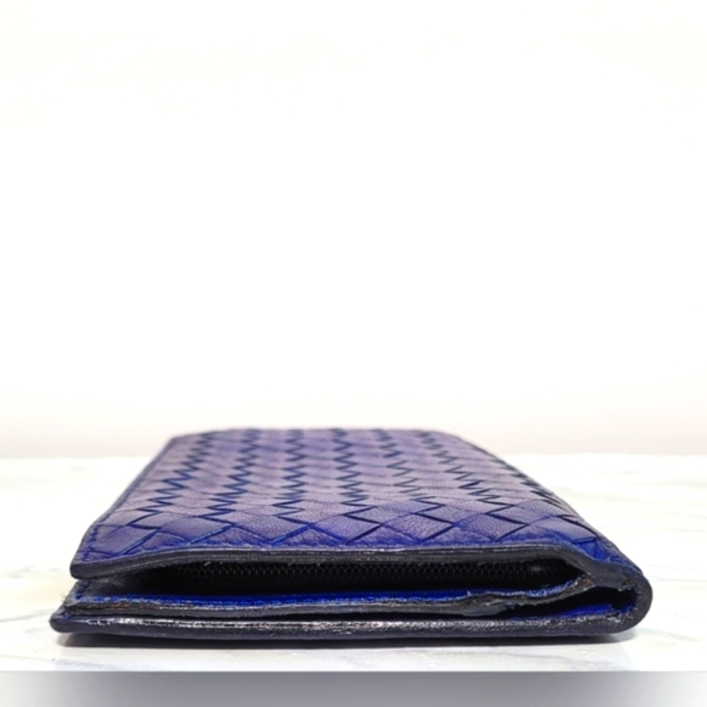 Bottega Veneta Intrecciato Weave Leather Wallet - Picture 5 of 16